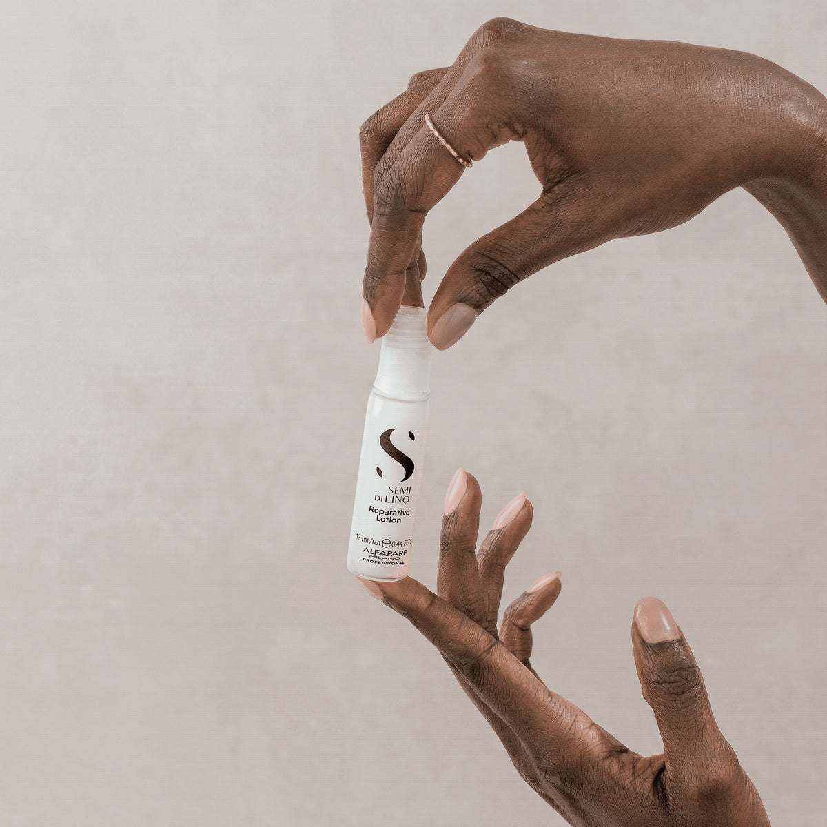 Alfaparf Milano Semi di Lino Reconstruction Reparative Lotion – Trattamento ristrutturante della fibra per capelli danneggiati 6 × 13 ml, immagine ufficiale 4