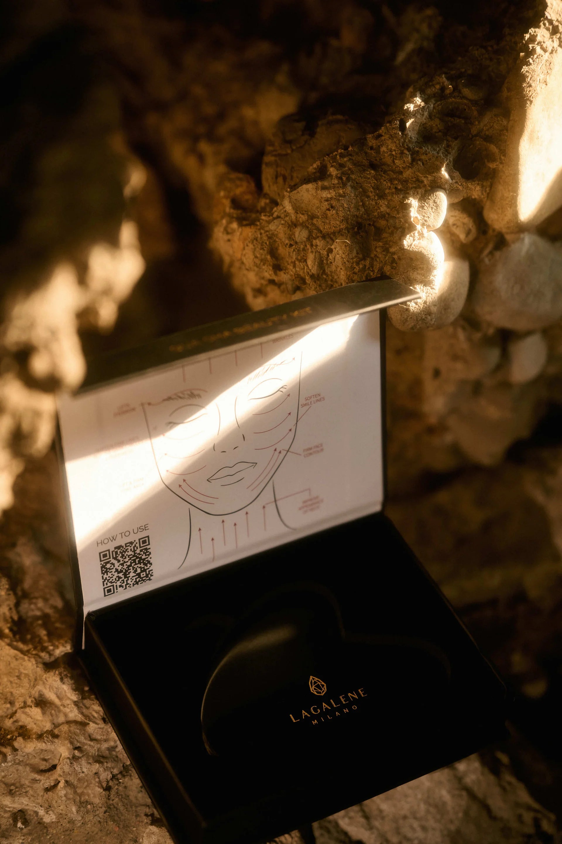 Lagalene Milano Pietra in Ossidiana effetto drenante ed elasticizzante