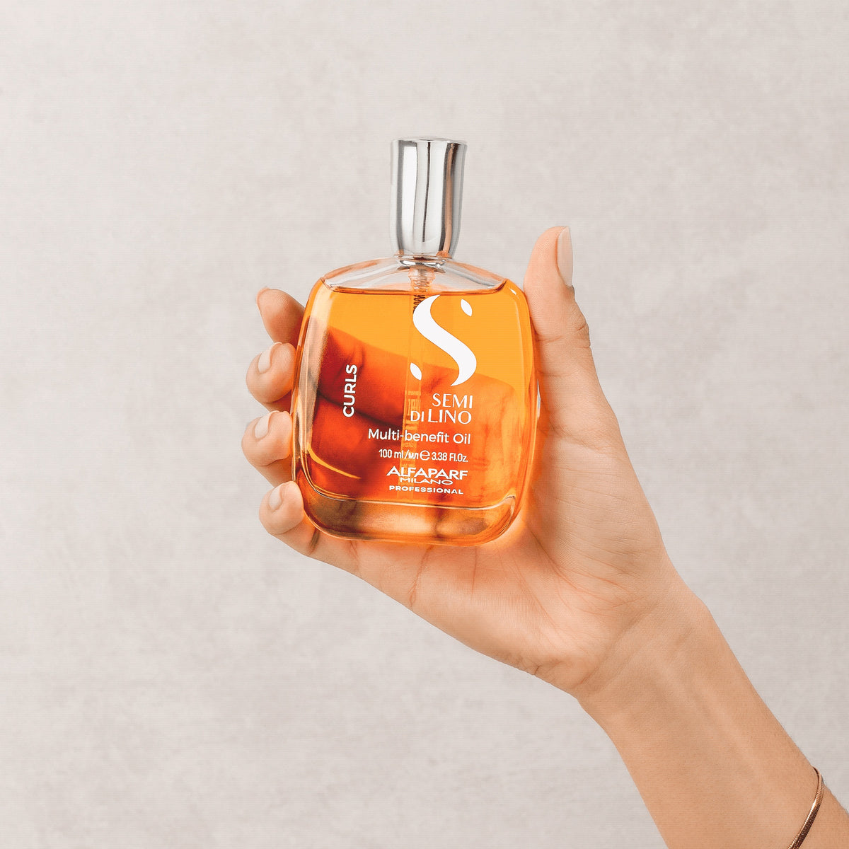Alfaparf Milano Semi di Lino Curls Multi-Benefit Oil – Olio multi-azione per onde e ricci 100 ml, immagine ufficiale 4