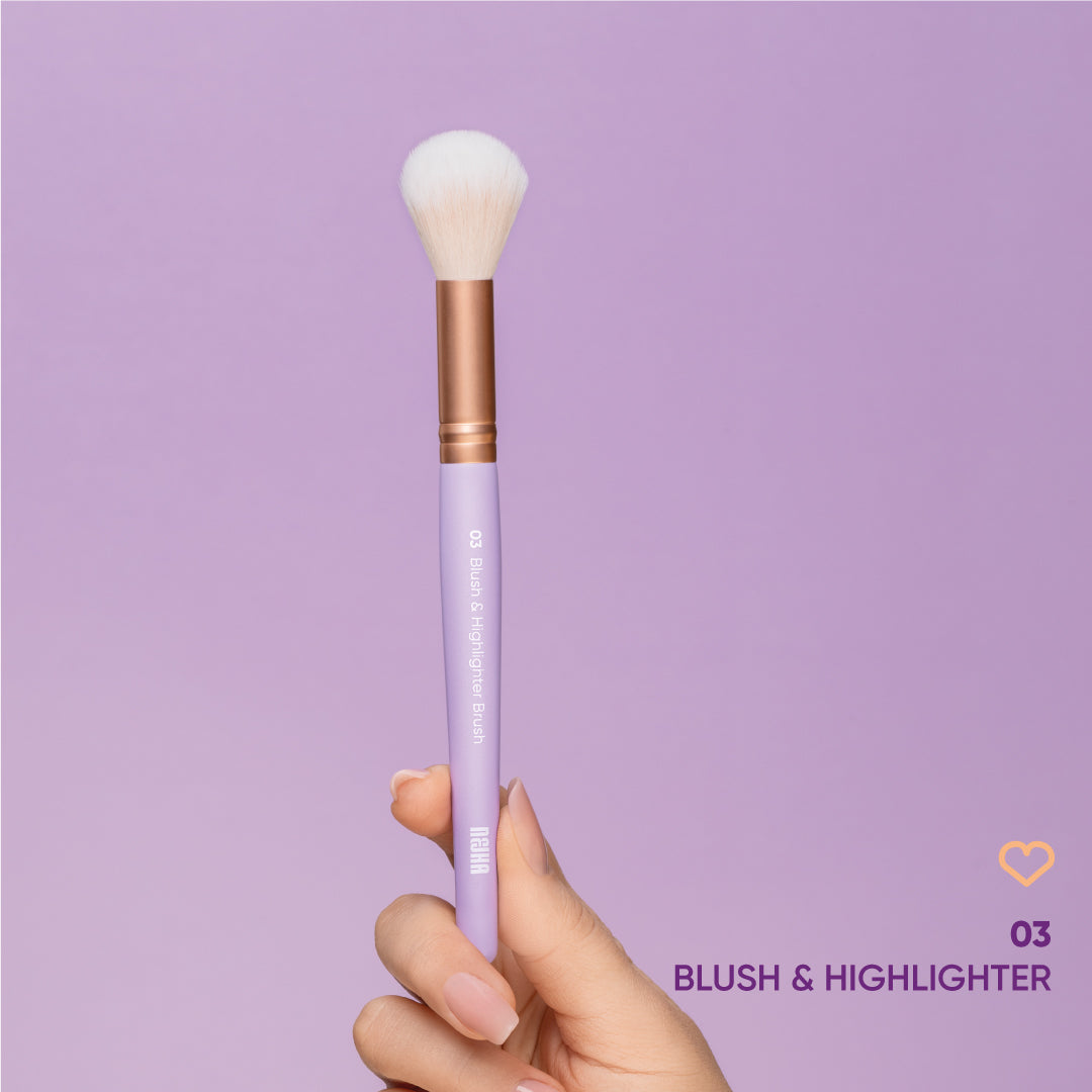 NEJHA Blush & Highlighter Brush – Pennello Blush e Illuminante – foto 1